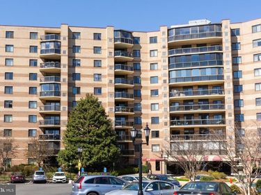 8370 GREENSBORO DRIVE , Unit 705, MCLEAN, VA 22102
