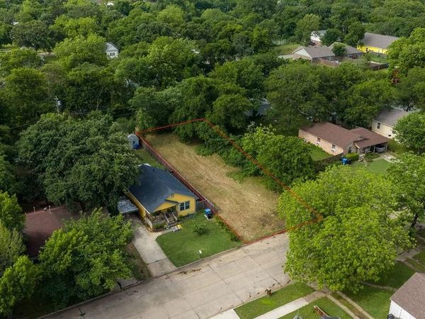 820 W Day Street, Denison, TX 75020