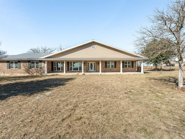 10184 S US Highway 281, Stephenville, TX 76401