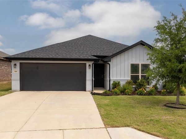 500 Adams Court, Weatherford, TX 76085