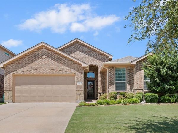 5905 Marsh Rail Drive, Denton, TX 76208
