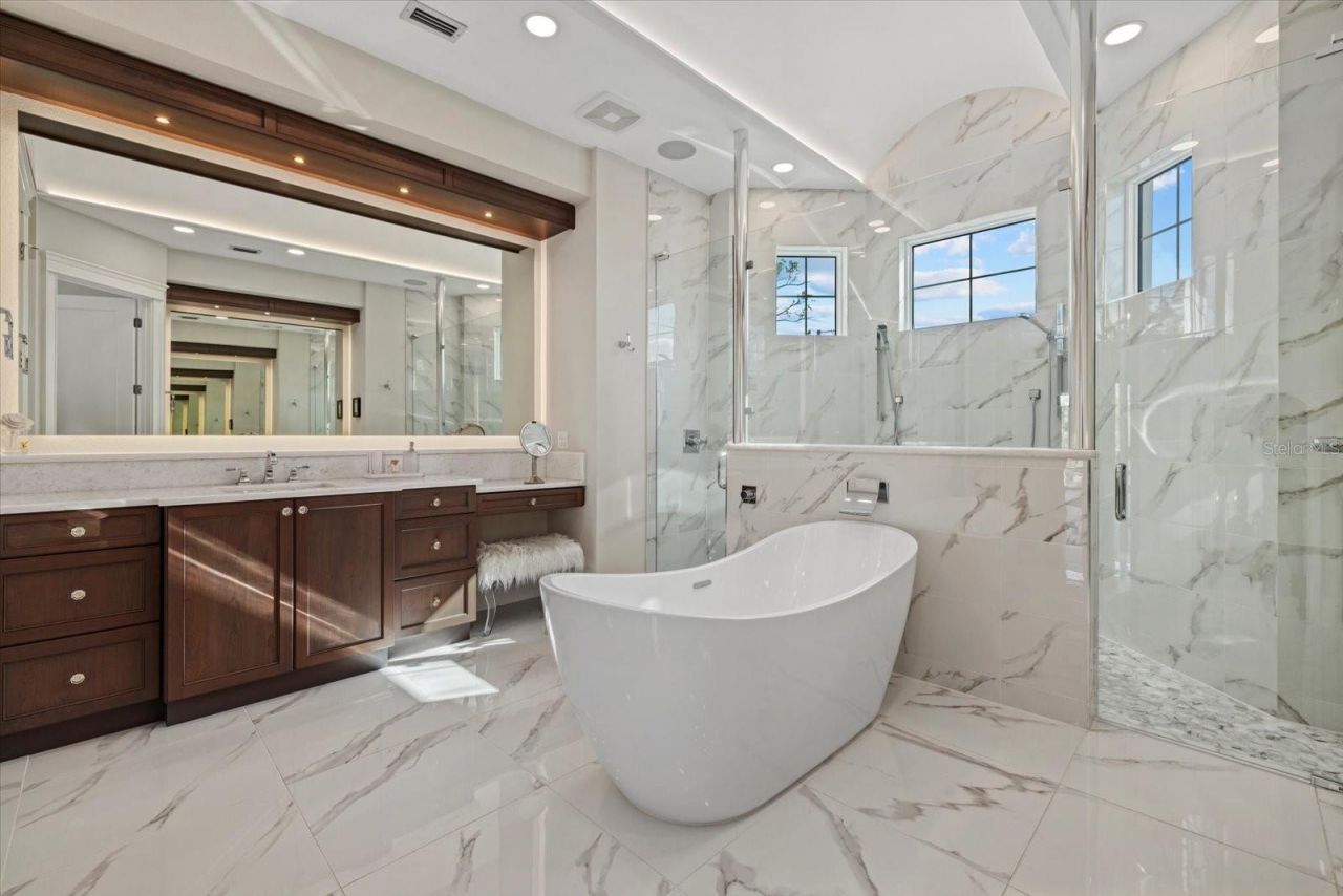 1525 Mallard Lane, Sarasota, FL 34239 Photo
