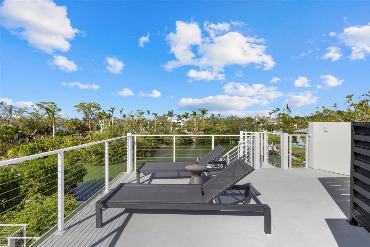 1525 Mallard Lane, Sarasota, FL 34239 Photo