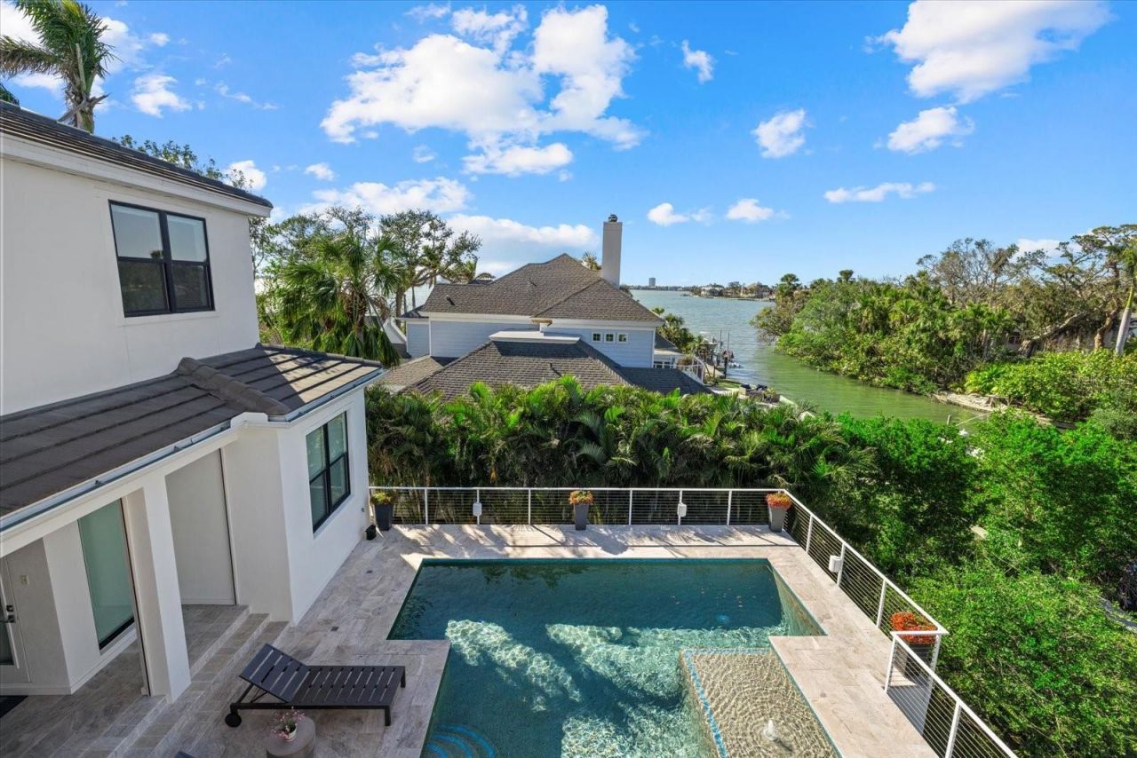 1525 Mallard Lane, Sarasota, FL 34239 Photo