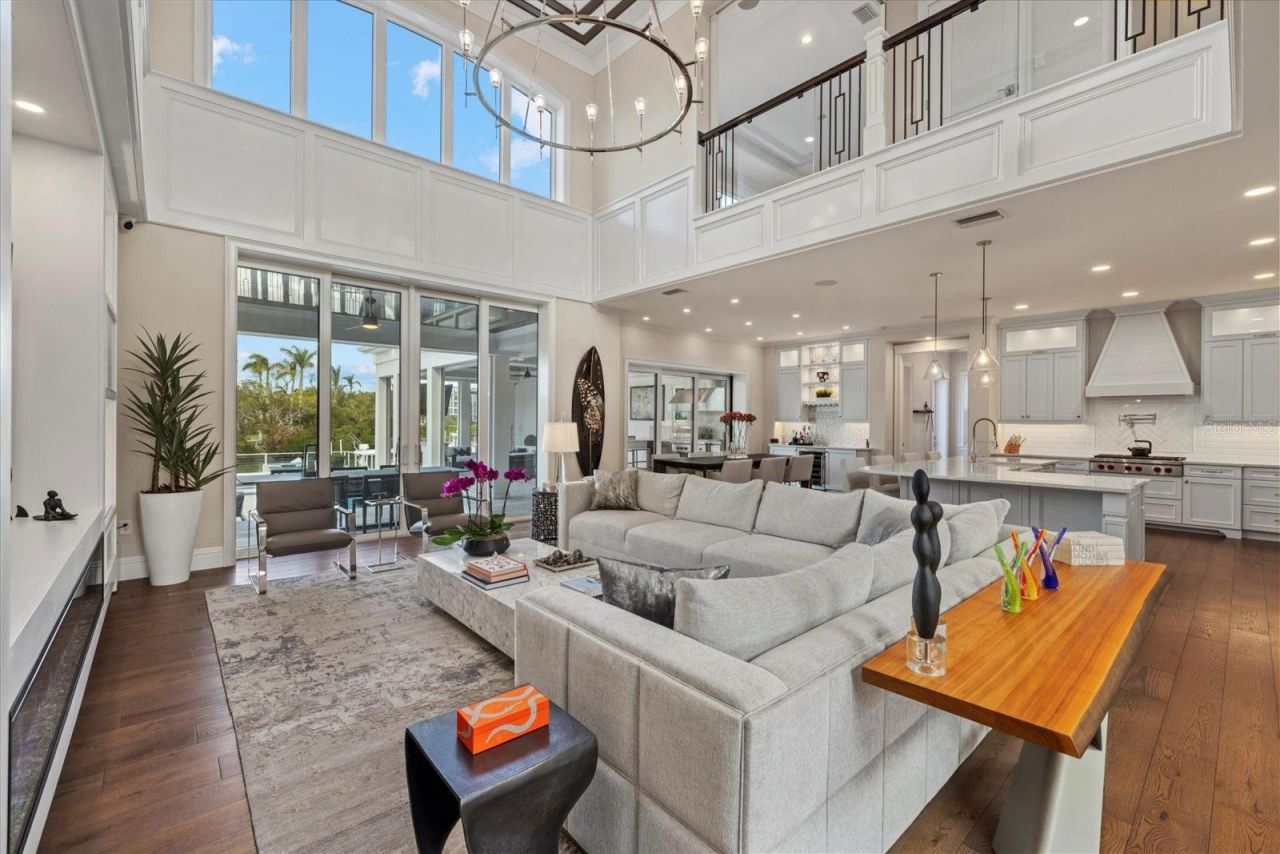 1525 Mallard Lane, Sarasota, FL 34239 Photo