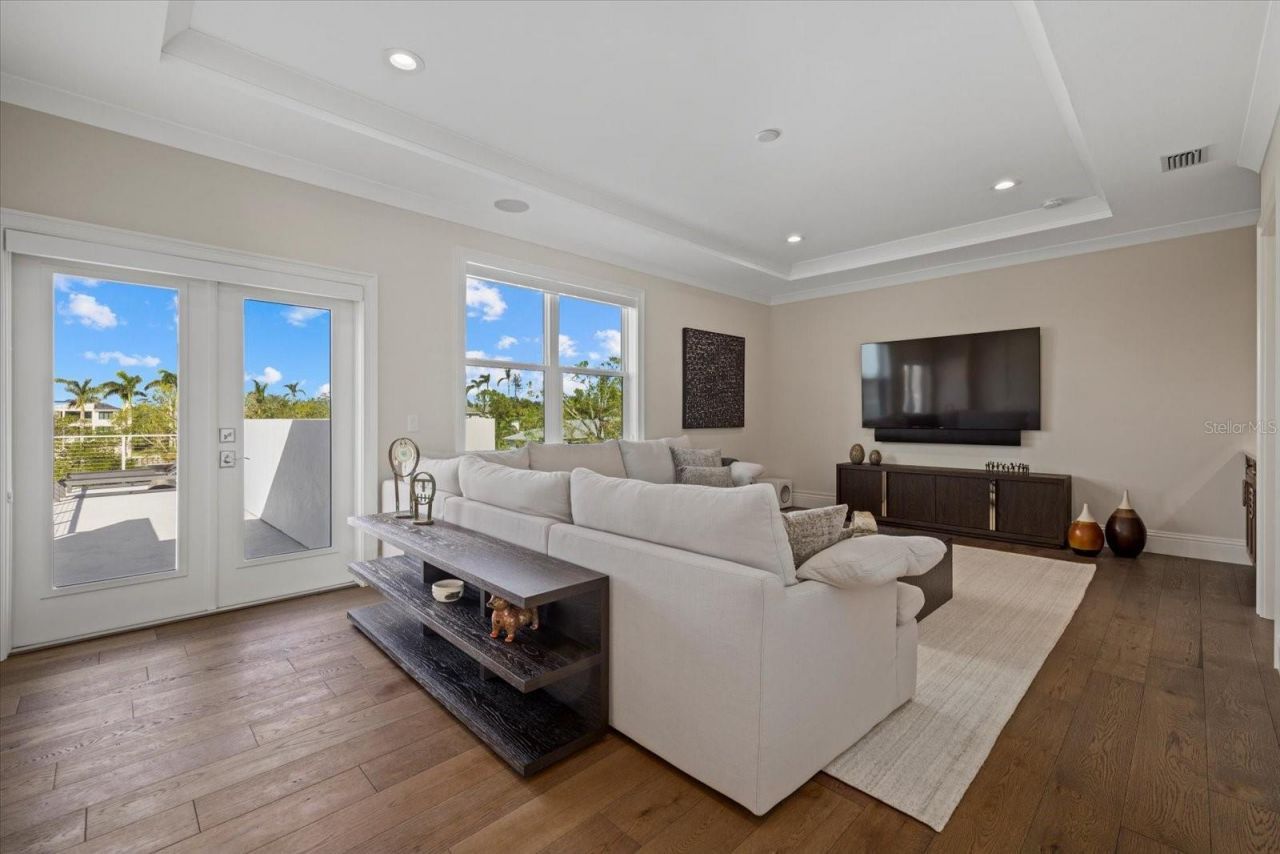 1525 Mallard Lane, Sarasota, FL 34239 Photo