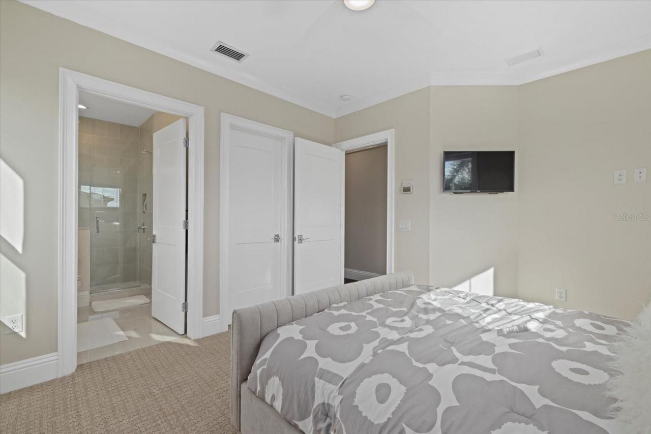 1525 Mallard Lane, Sarasota, FL 34239 Photo