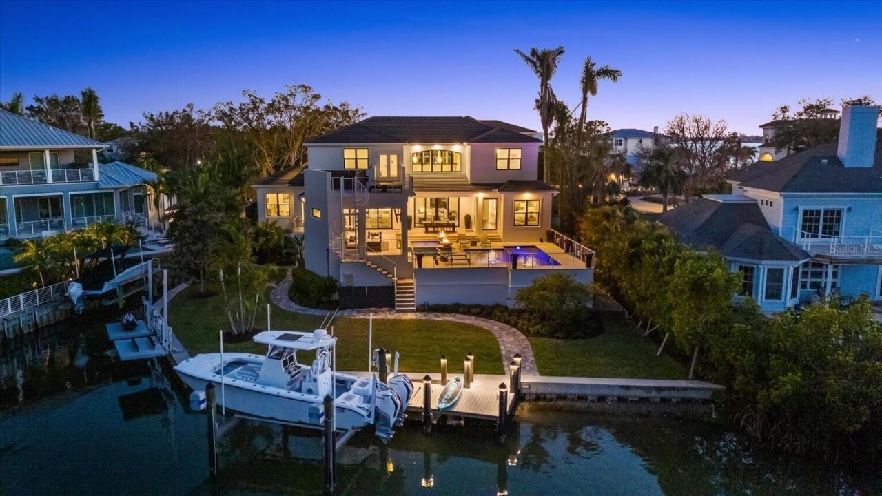 1525 Mallard Lane, Sarasota, FL 34239 Photo