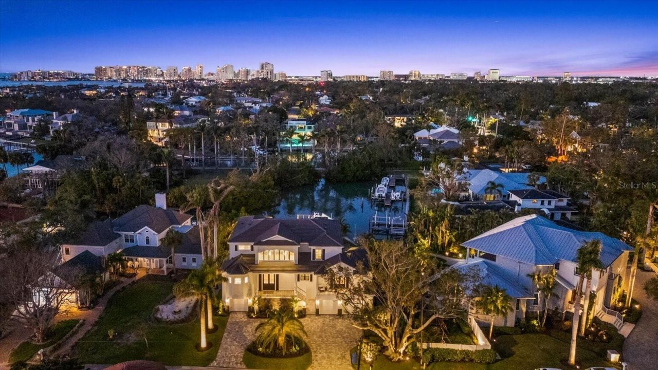 1525 Mallard Lane, Sarasota, FL 34239 Photo