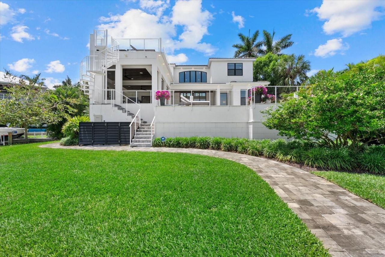 1525 Mallard Lane, Sarasota, FL 34239 Photo