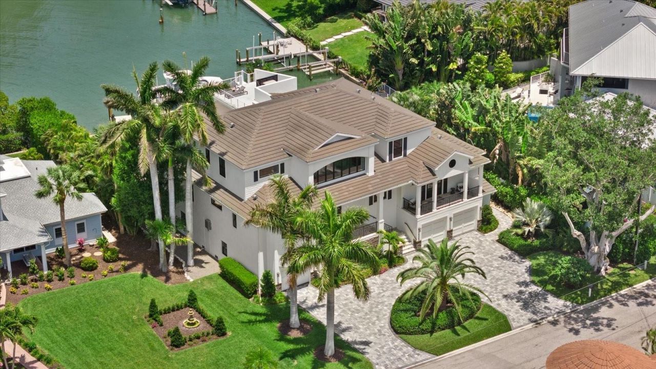 1525 Mallard Lane, Sarasota, FL 34239 Photo