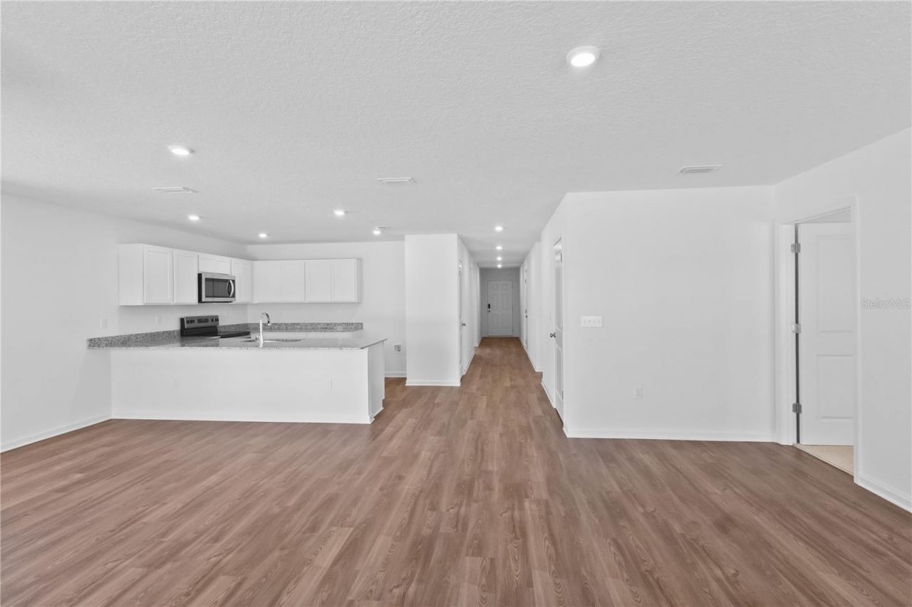 16294 NW 143rd Way , Alachua, FL 32615 Photo