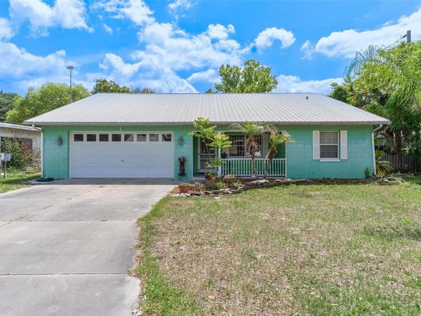 1 BONAIRE PLACE , UMATILLA, FL 32784