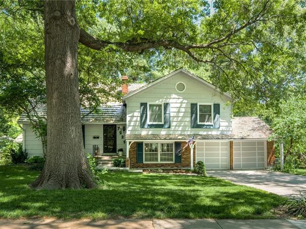 7225 Booth Street, Prairie Village, KS 66208