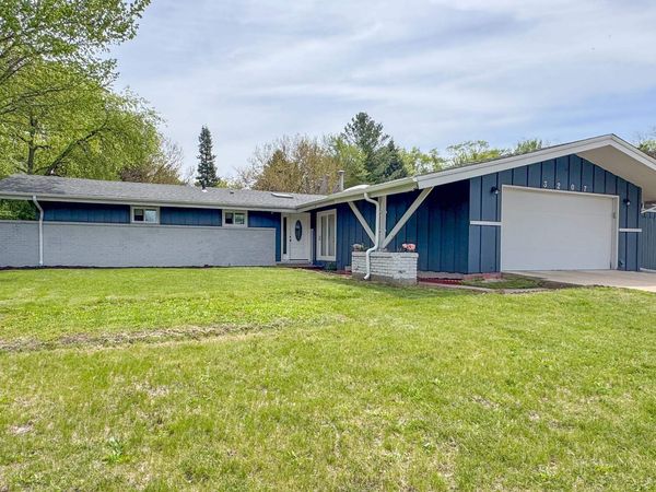 3207 Sunnyside Drive, ROCKFORD, IL 61114