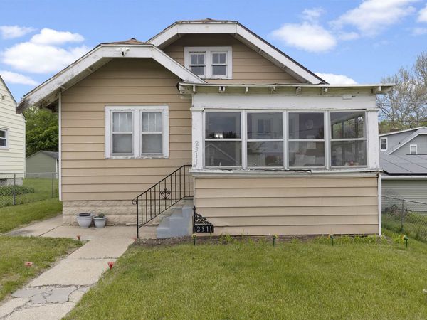 2311 Green Street, ROCKFORD, IL 61102