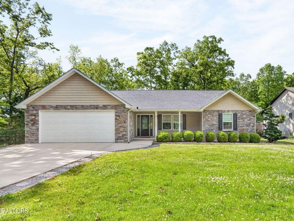 188 Satsuma Drive , Crossville, TN 38555