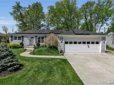 126 Country Parkway, Buffalo, NY 14221