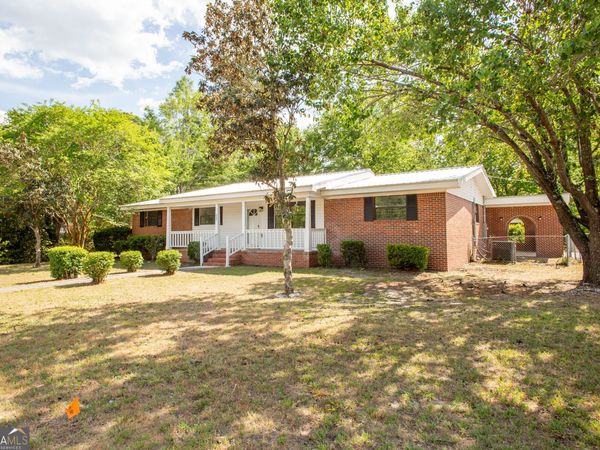 407 Pineview Drive, Waycross, GA 31501