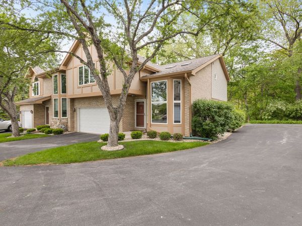 9045 ARCHER Avenue , Willow Springs, IL 60480