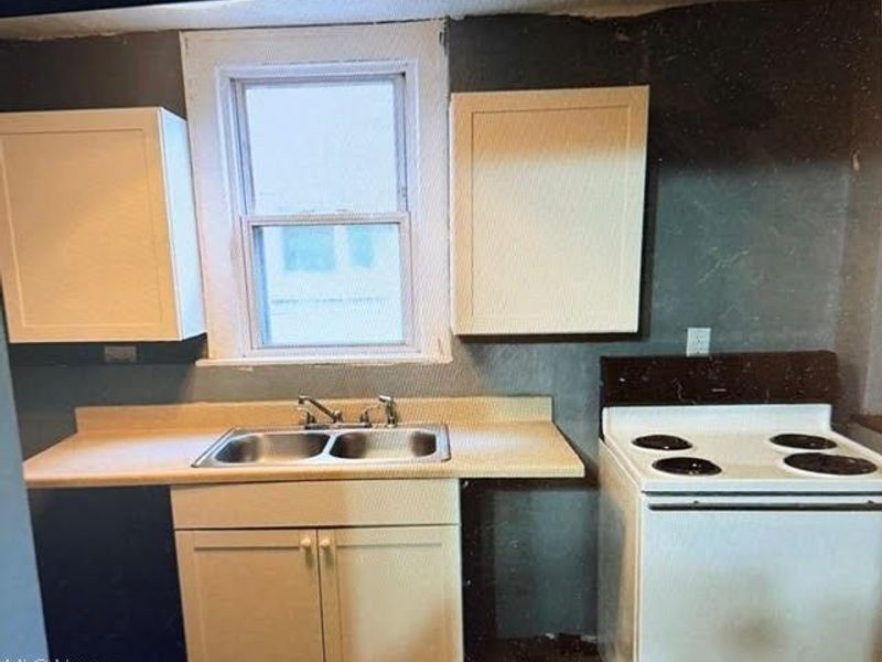 1232 Oakgrove Avenue , Steubenville, OH 43952 Photo 3