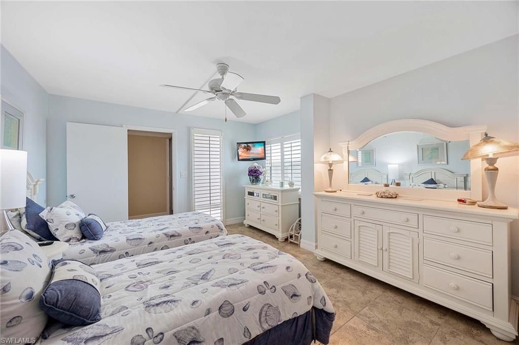 3443 Gulf Shore Blvd N, Unit 808, Naples, FL 34103 Photo