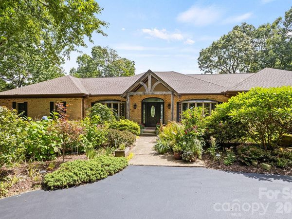 163 Old Poplar Lane, Flat Rock, NC 28731