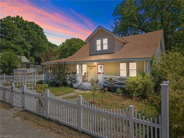 901 Montgomery Street , Reidsville, NC 27320