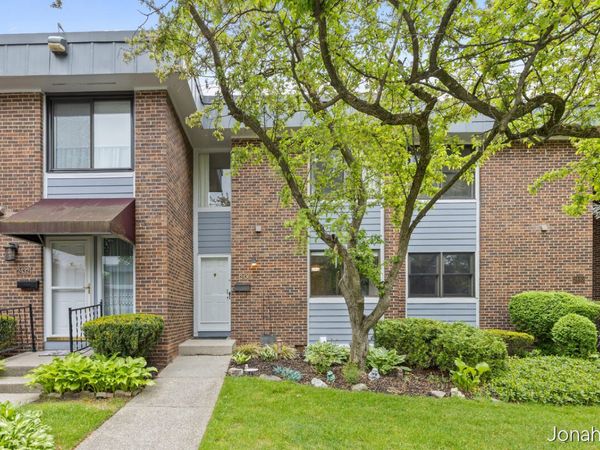 2436 E Collier Avenue SE, Unit 7, Grand Rapids, MI 49546