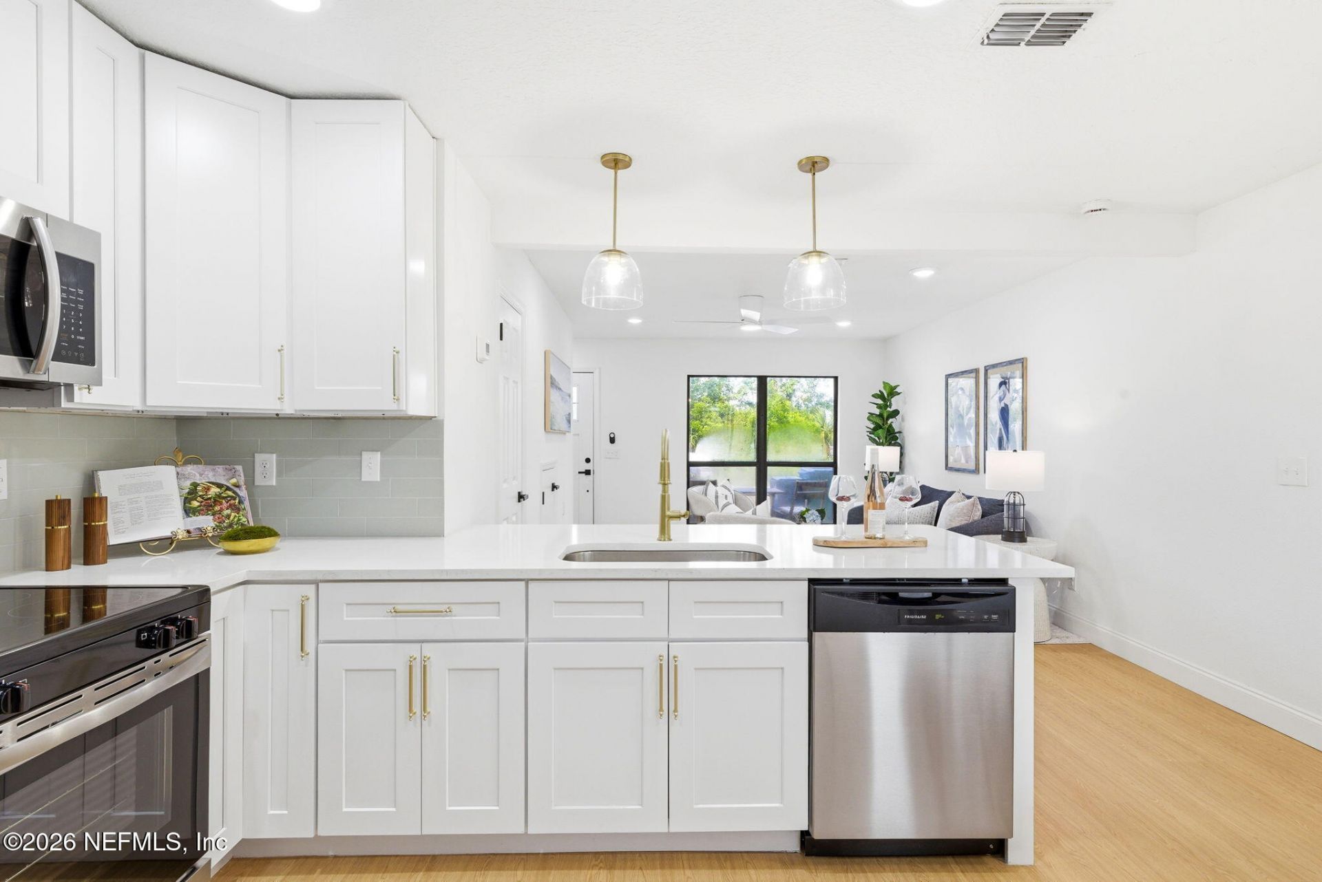2513 Waters Edge Drive, Neptune Beach, FL 32266 Photo