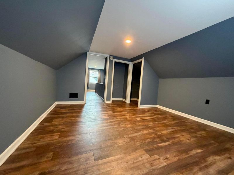 1727 Huy Road , Columbus, OH 43224 Photo 10