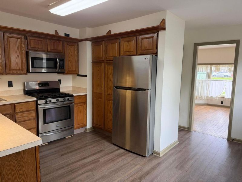 1727 Huy Road , Columbus, OH 43224 Photo 17