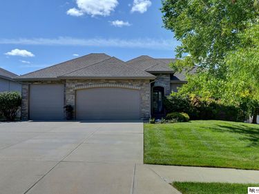 15213 Norwick Drive , Omaha, NE 68116