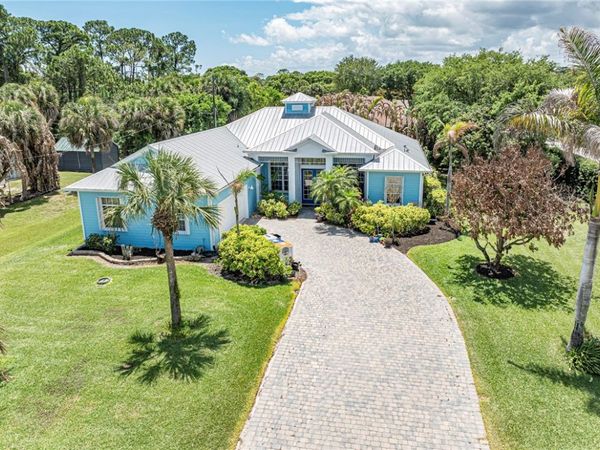 1155 18th Street SW, Vero Beach, FL 32962