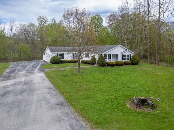 69 Julie Lane, Unit 5, Castleton, VT 05735