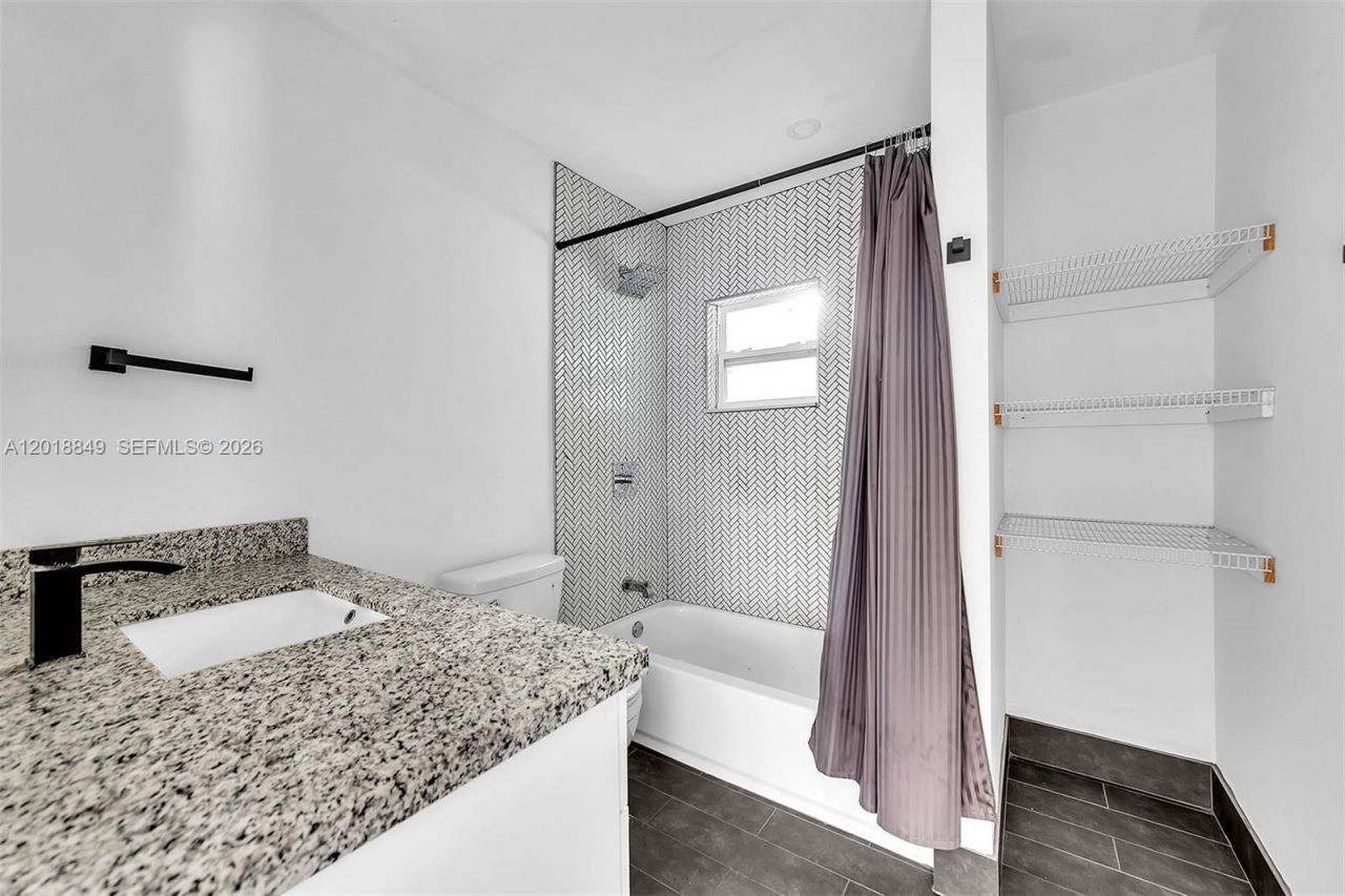 1550 SW 23rd Ct, Unit A, Fort Lauderdale, FL 33315 Photo