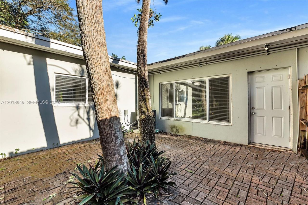 1550 SW 23rd Ct, Unit A, Fort Lauderdale, FL 33315 Photo