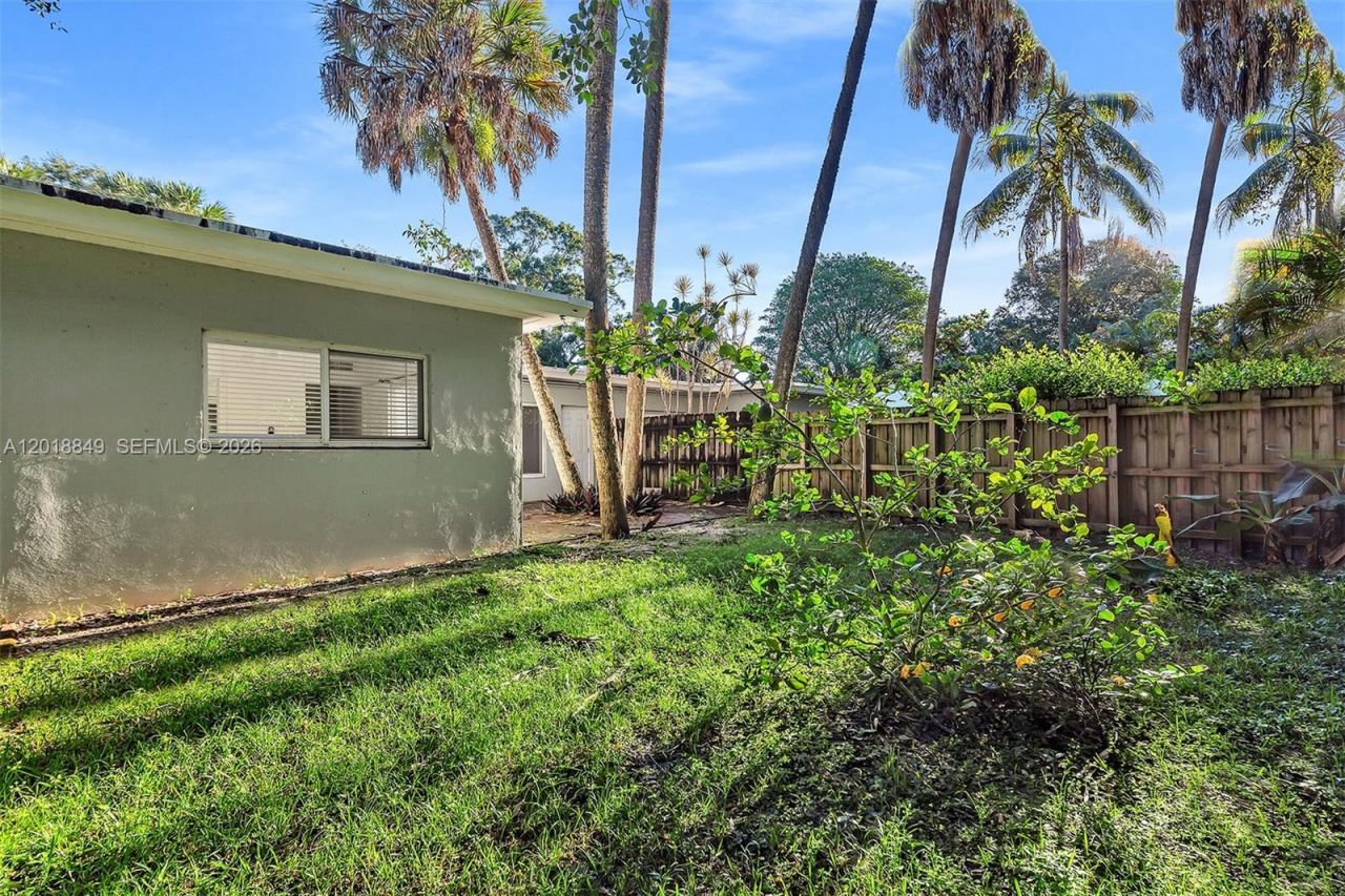1550 SW 23rd Ct, Unit A, Fort Lauderdale, FL 33315 Photo