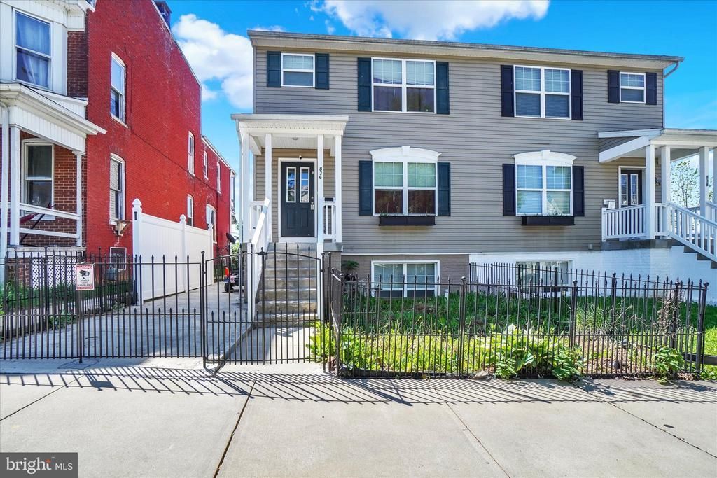 836 W Locust Street, York, PA 17401 Main Photo