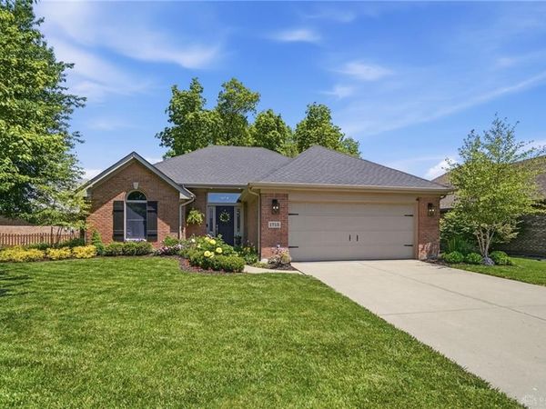 1715 Rockleigh Road, Washington TWP, OH 45458