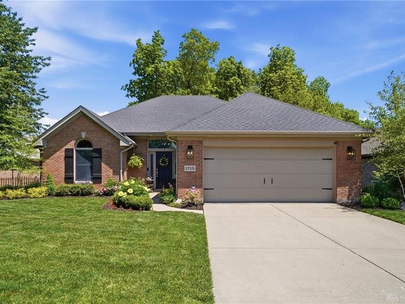 1715 Rockleigh Road, Washington Township, OH 45458 Photo 2
