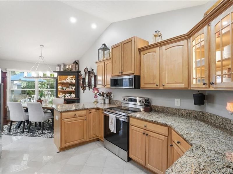1715 Rockleigh Road, Washington Township, OH 45458 Photo 34