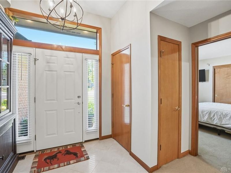 1715 Rockleigh Road, Washington Township, OH 45458 Photo 7