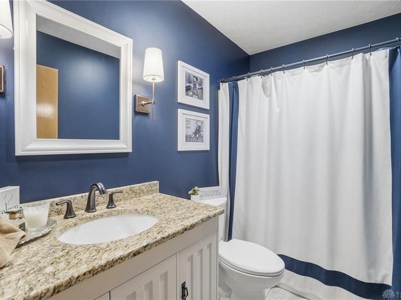1715 Rockleigh Road, Washington Township, OH 45458 Photo 8