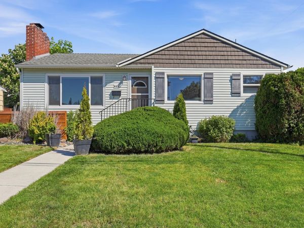825 E 37th Ave, Spokane, WA 99203