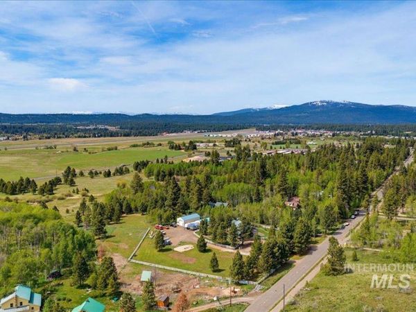 1260 S. Samson Trl., McCall, ID 83638
