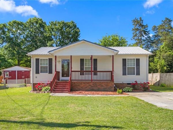 810 Arthur Avenue , High Point, NC 27263