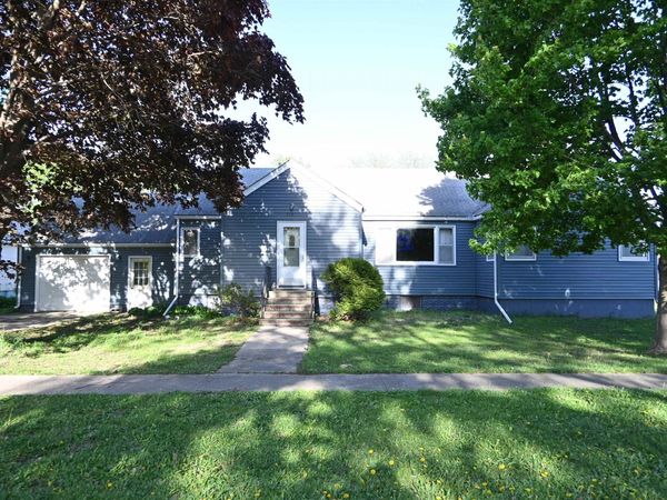 210 S State Street, Terril, IA 51364