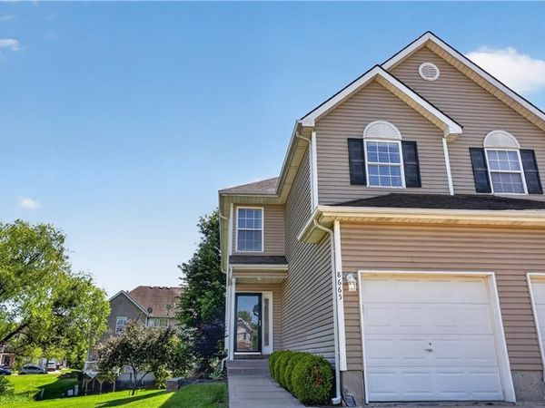 8665 NE 97th Terrace, Kansas City, MO 64157
