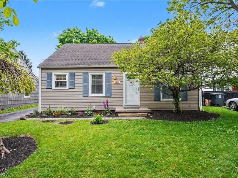 131 Sheldon Drive , Akron, OH 44313 Photo 2